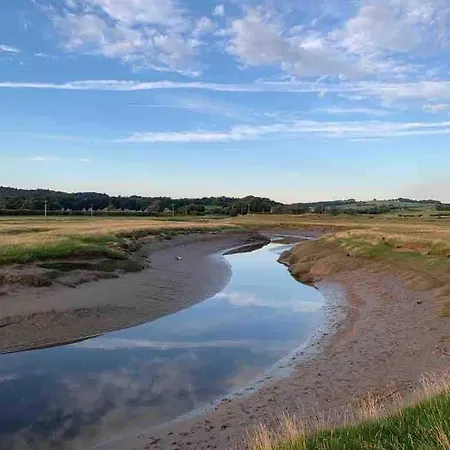 度假居 Spacious & Relaxing With Free Parking Cark