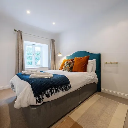 Dom wakacyjny Spacious & Relaxing With Free Parking Cark